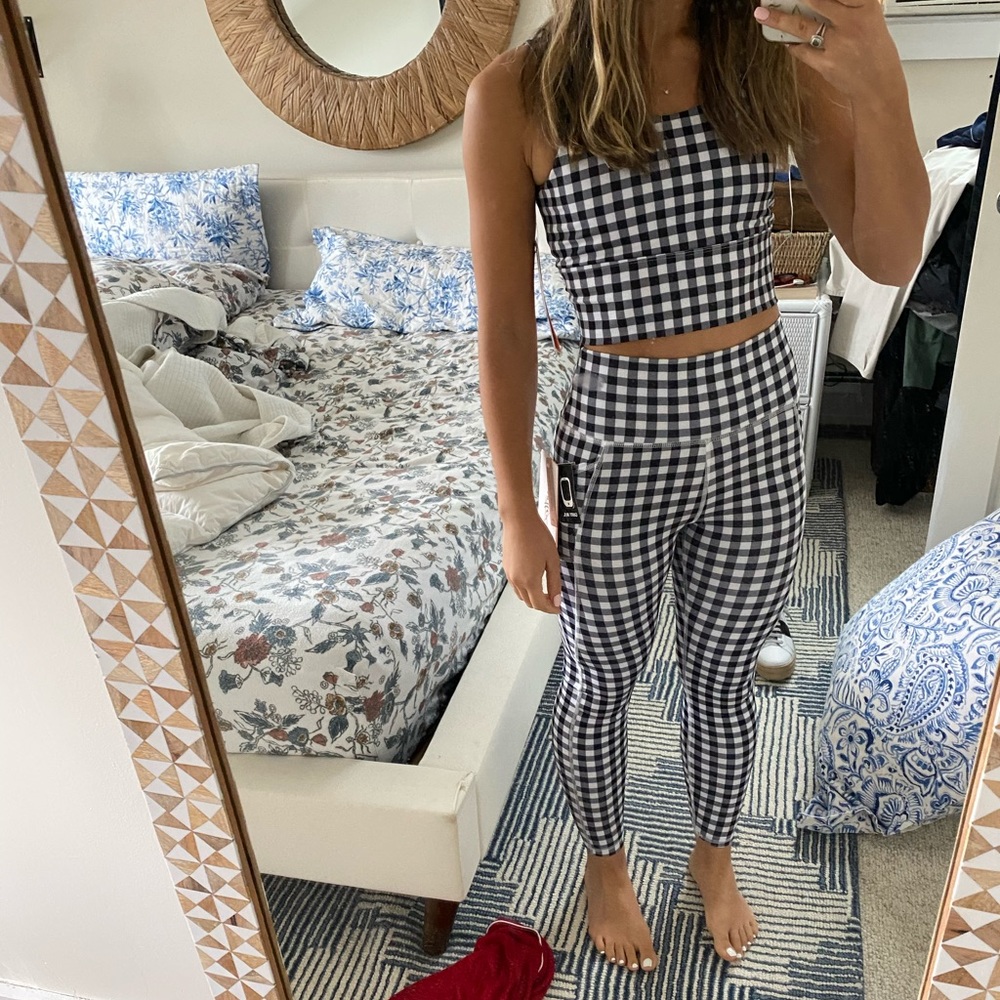 2 piece Gingham Workout Outfit Size Small - Picture 2 of 2